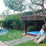 Farol de Itapuã Praia Hotel